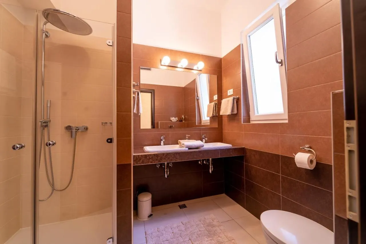 Apartments Naja Split
