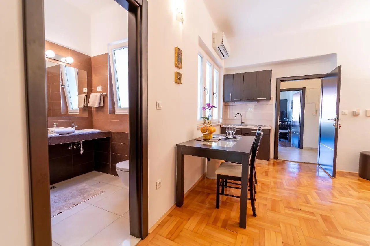 Apartments Naja Split