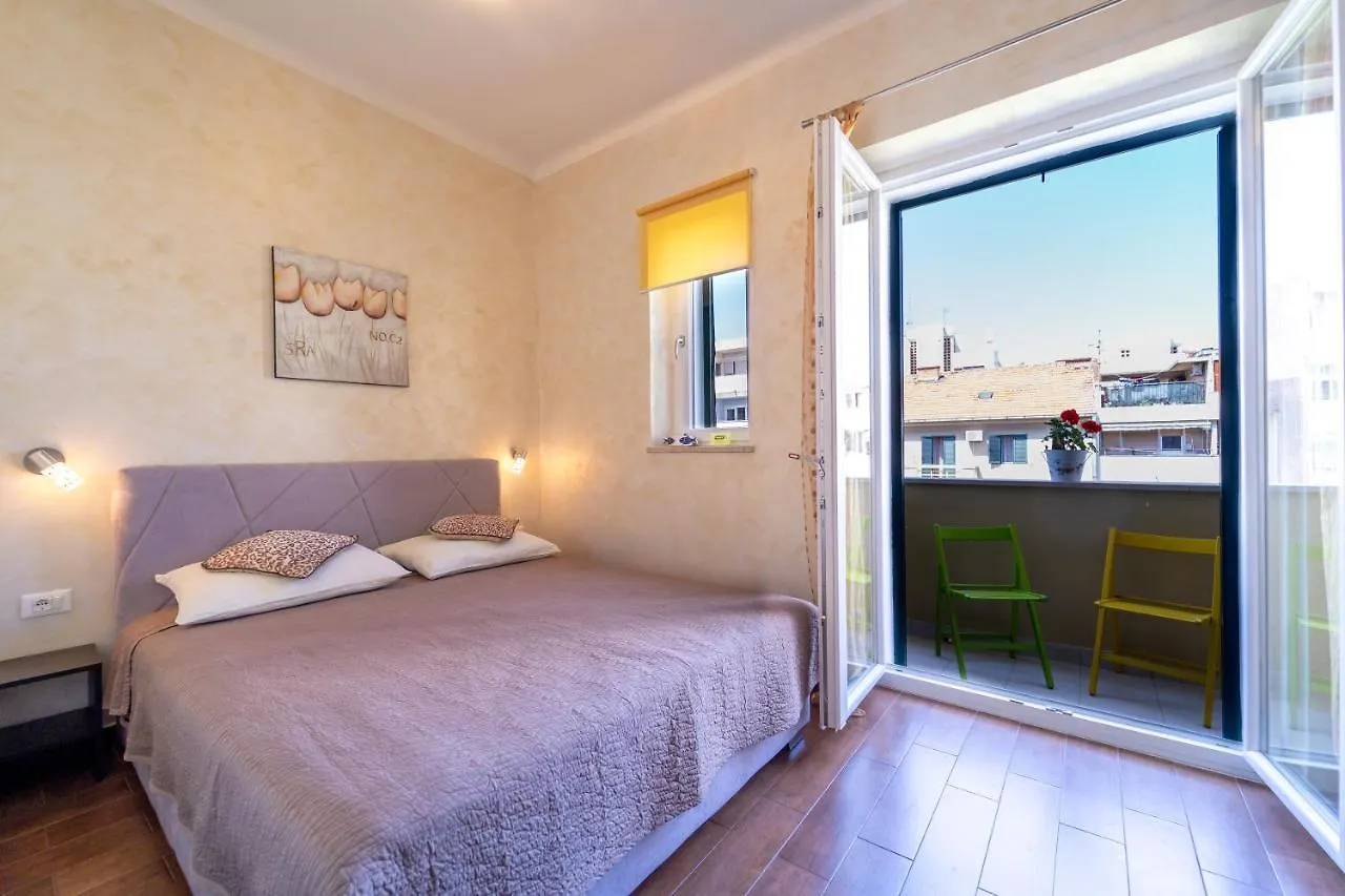 Apartments Naja Split