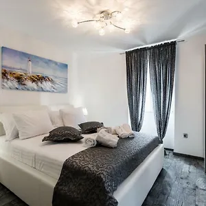 Nona Lena Studio Apartman